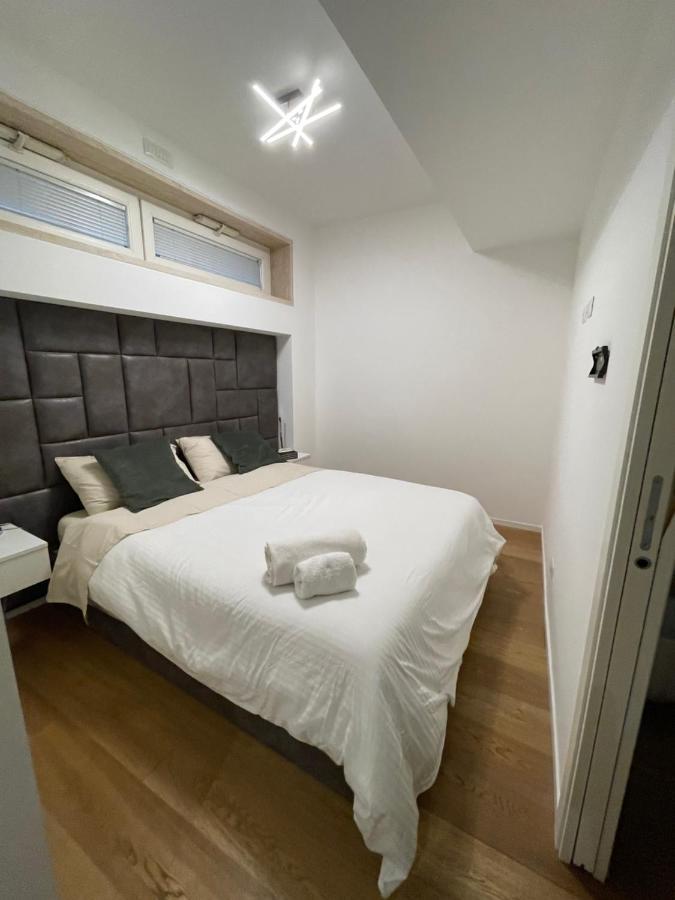 Venere Guest House Рим Екстериор снимка